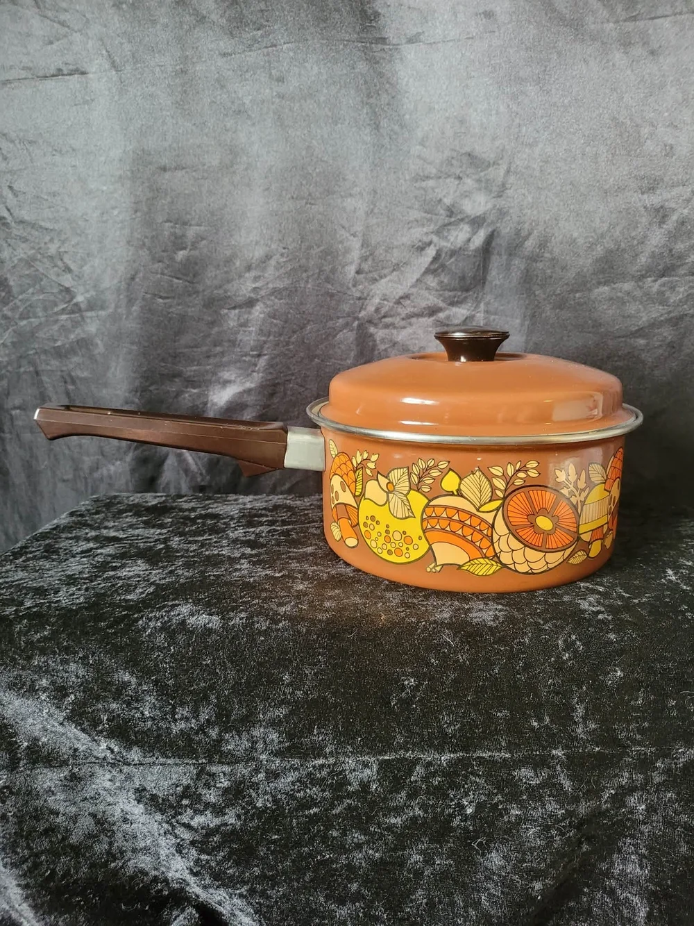 Vintage Sears Mushroom Motif Enamel Saucepan with Lid - Brown